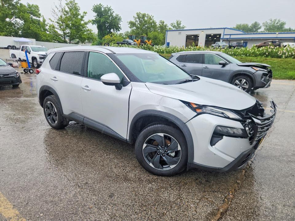 2025 NISSAN ROGUE SV — Фото 4 из 13