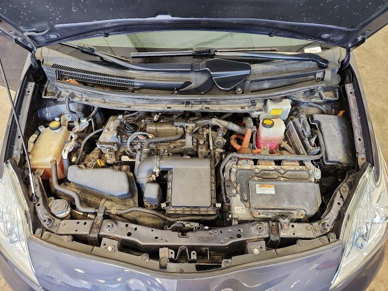 2013 TOYOTA PRIUS TWO — Фото 11 из 13