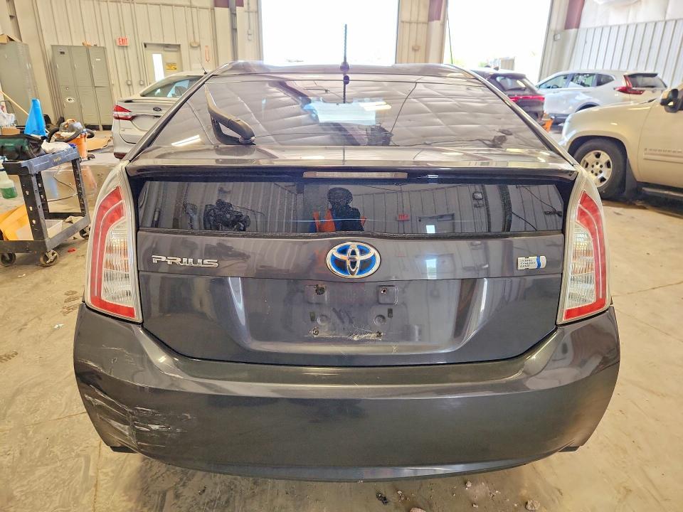 2013 TOYOTA PRIUS TWO — Фото 6 из 13