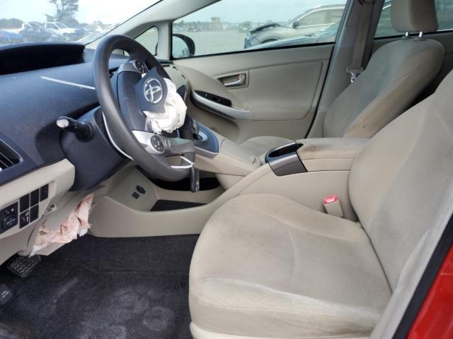 2013 TOYOTA PRIUS — Фото 7 из 15