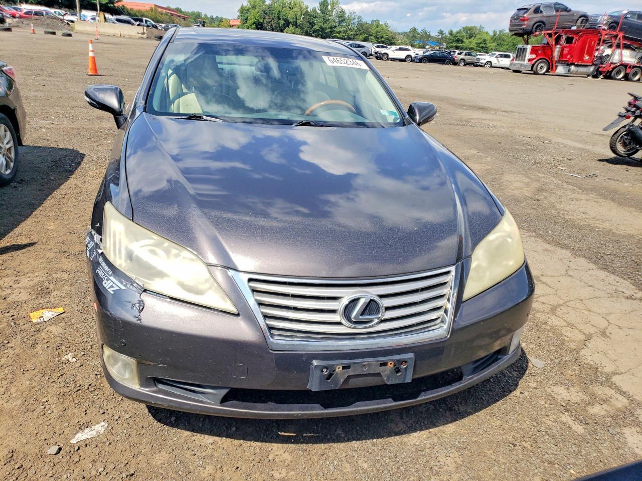 2010 LEXUS ES 350 — Фото 5 из 12