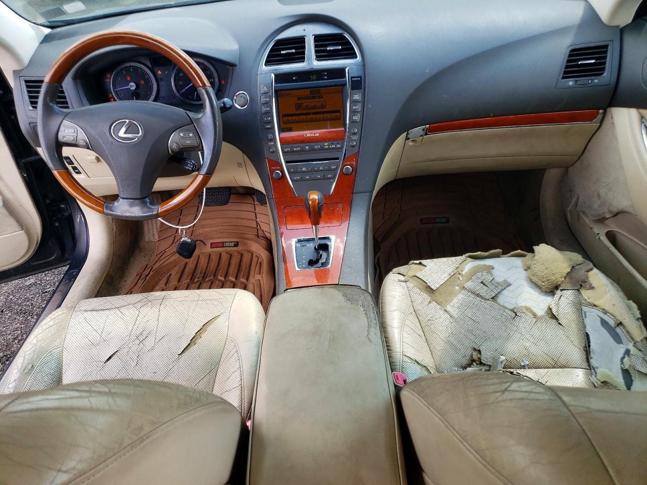 2010 LEXUS ES 350 — Фото 8 из 12