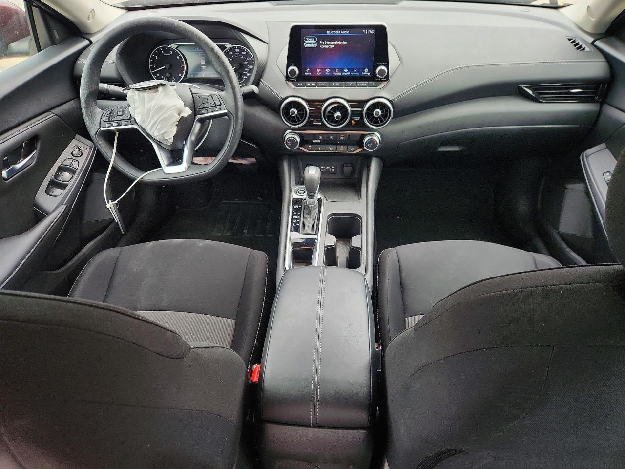 2025 NISSAN SENTRA SV — Фото 8 из 12