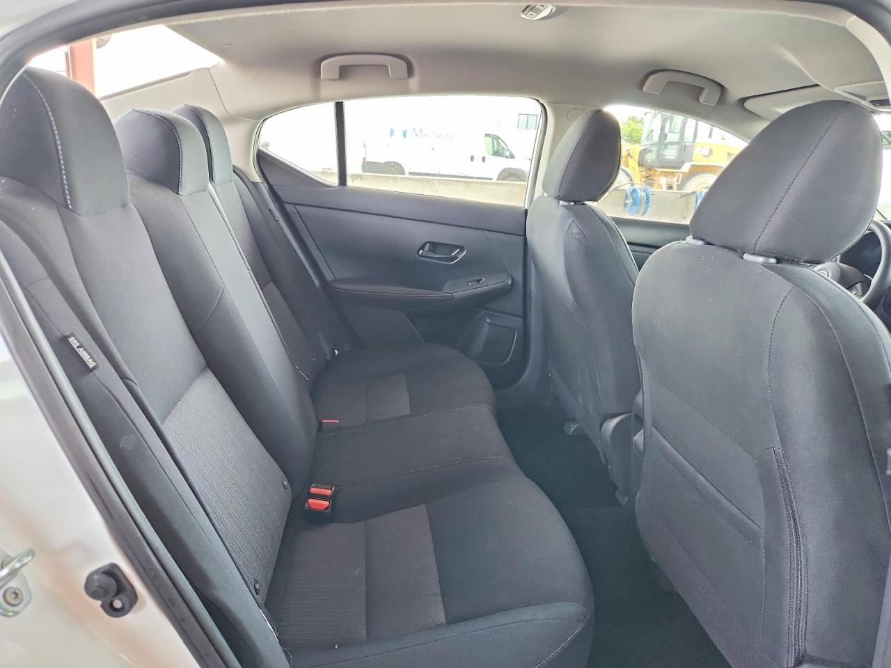 2025 NISSAN SENTRA SV — Фото 10 из 12