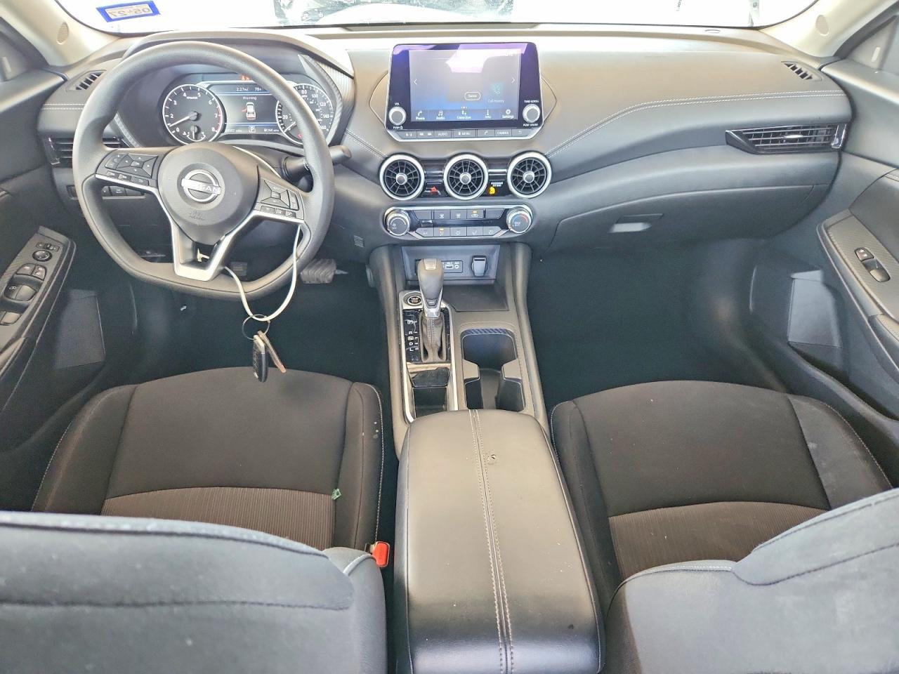 2025 NISSAN SENTRA SV — Фото 8 из 12
