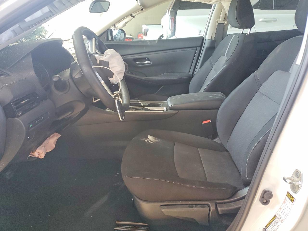 2025 NISSAN SENTRA SV — Фото 7 из 12