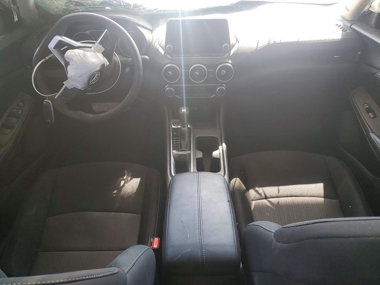 2025 NISSAN SENTRA SV — Фото 8 из 12