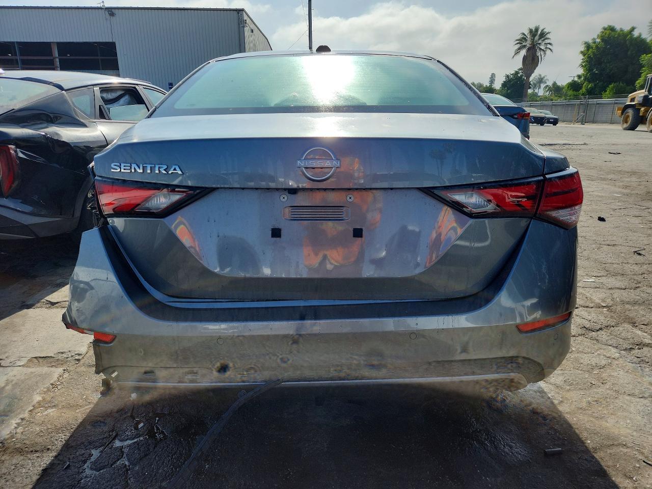 2025 NISSAN SENTRA SV — Фото 6 из 13
