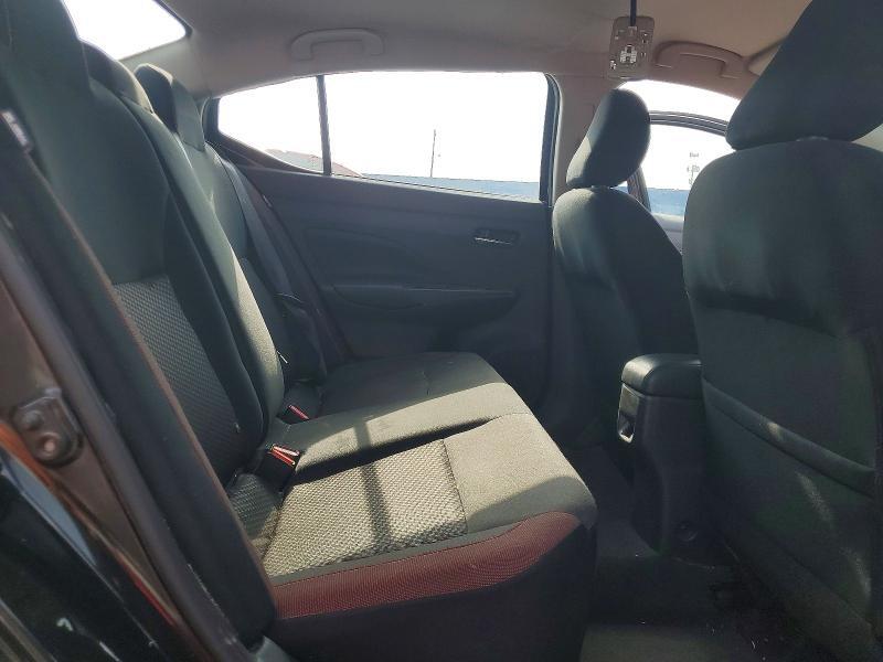 2025 NISSAN VERSA SR — Фото 10 из 12