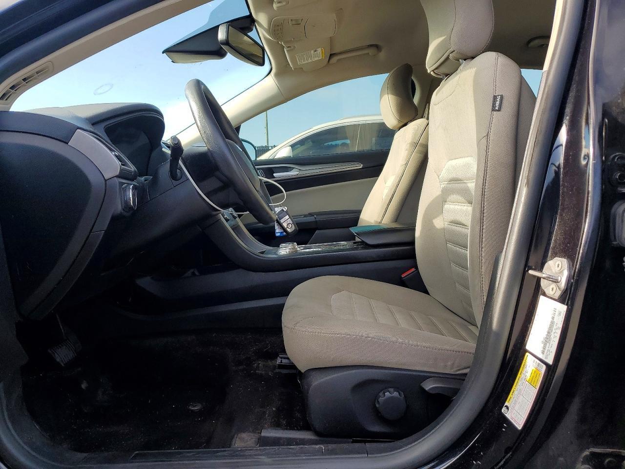 3FA6P0G75KR160327 2019 FORD FUSION photo no. 7