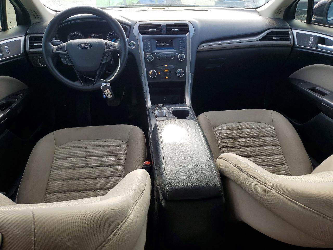3FA6P0G75KR160327 2019 FORD FUSION photo no. 8
