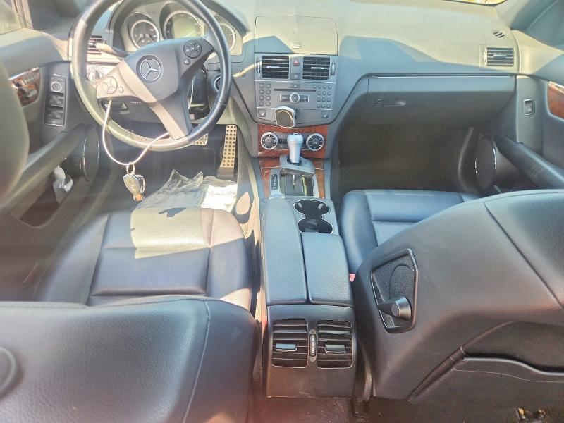 2010 MERCEDES-BENZ C 300 4MATIC — Фото 8 из 12