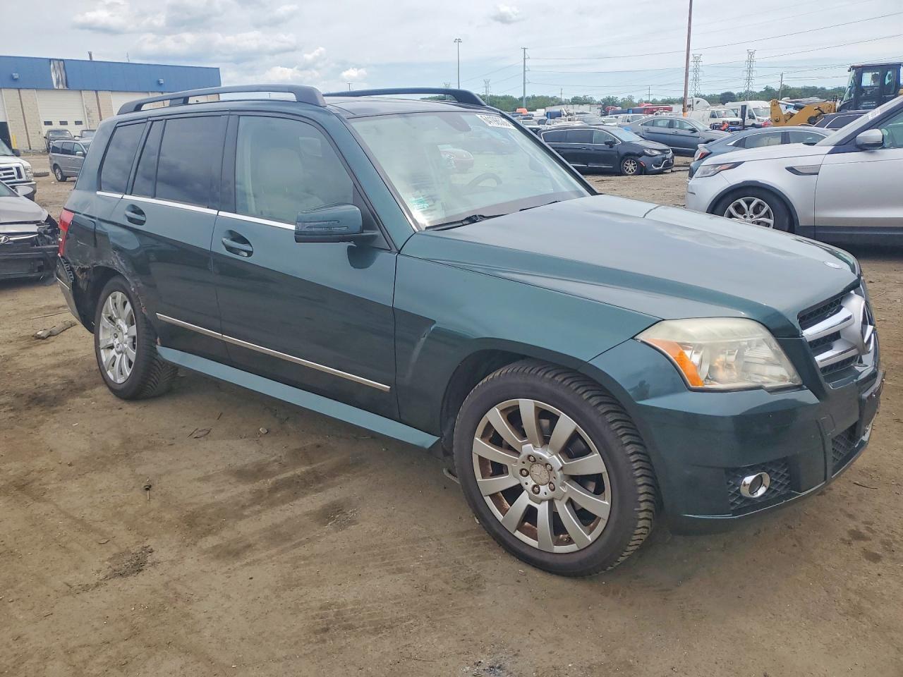 2010 MERCEDES-BENZ GLK 350 4MATIC — Фото 4 из 13