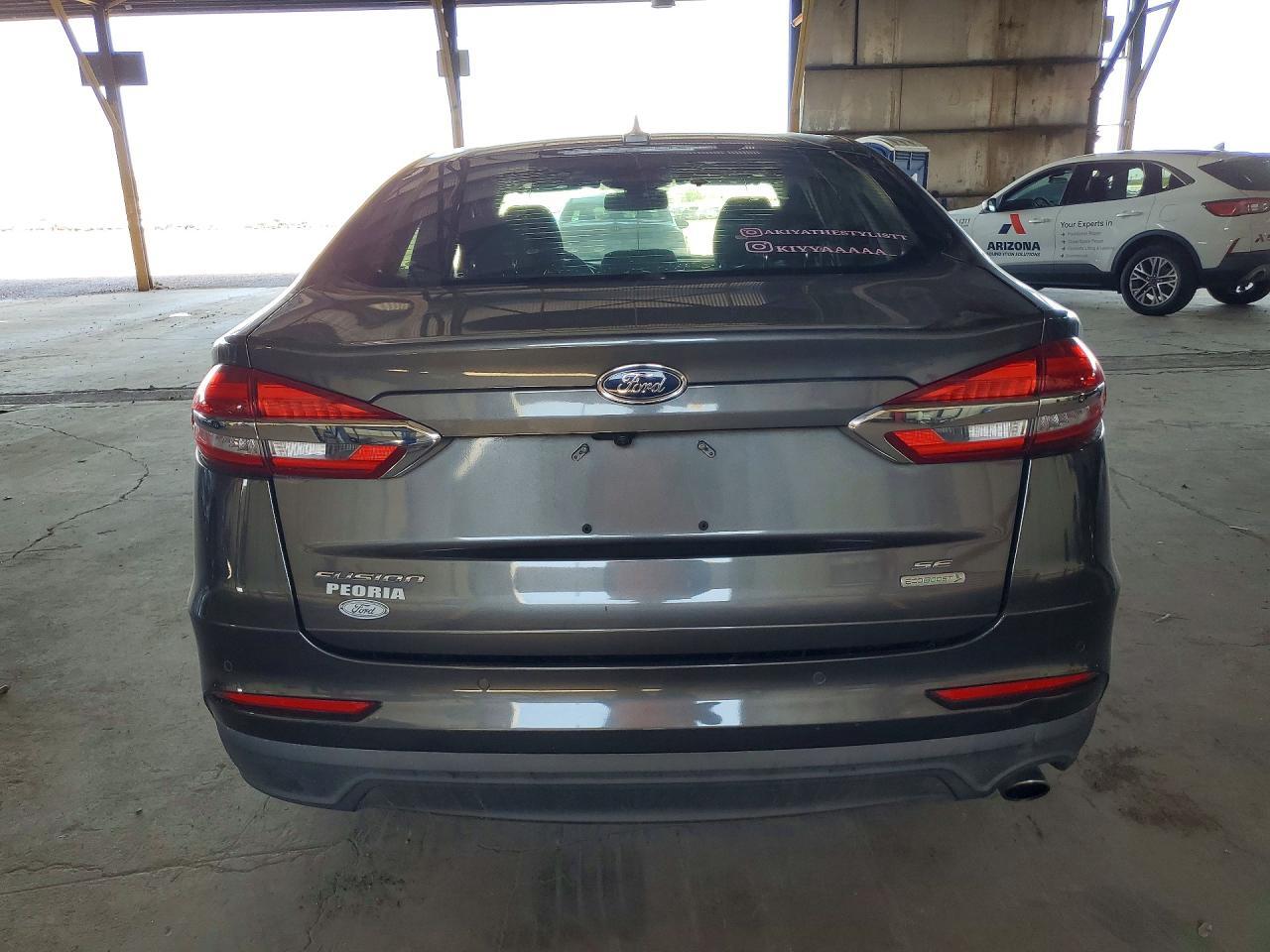 2019 FORD FUSION SE — Фото 6 из 12