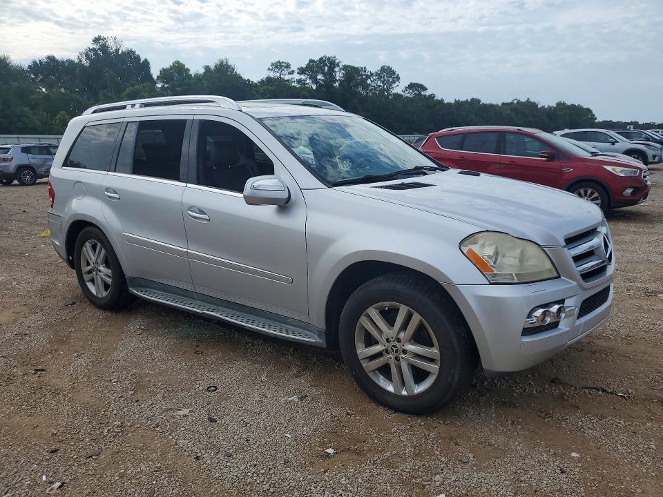 2010 MERCEDES-BENZ GL 450 4MATIC — Фото 4 из 13