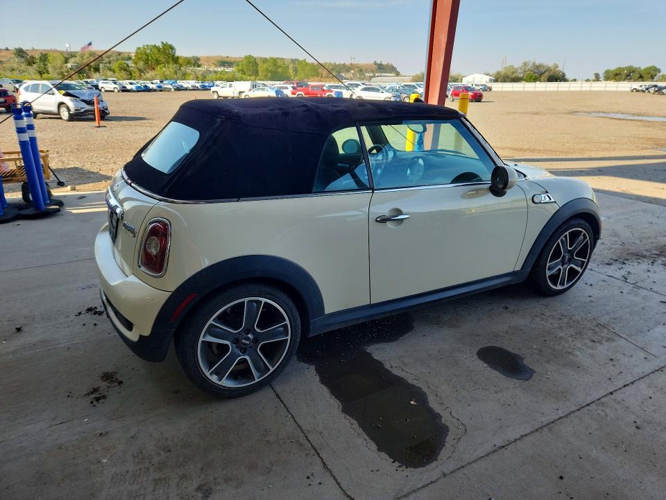 2010 MINI COOPER S — Фото 3 из 12
