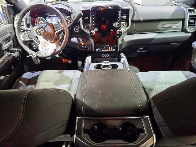2025 RAM 2500 BIG HORN — Фото 8 из 12