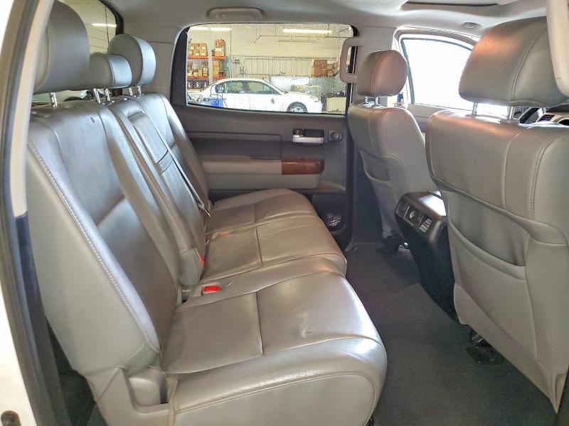 2013 TOYOTA TUNDRA LIMITED — Фото 10 из 12