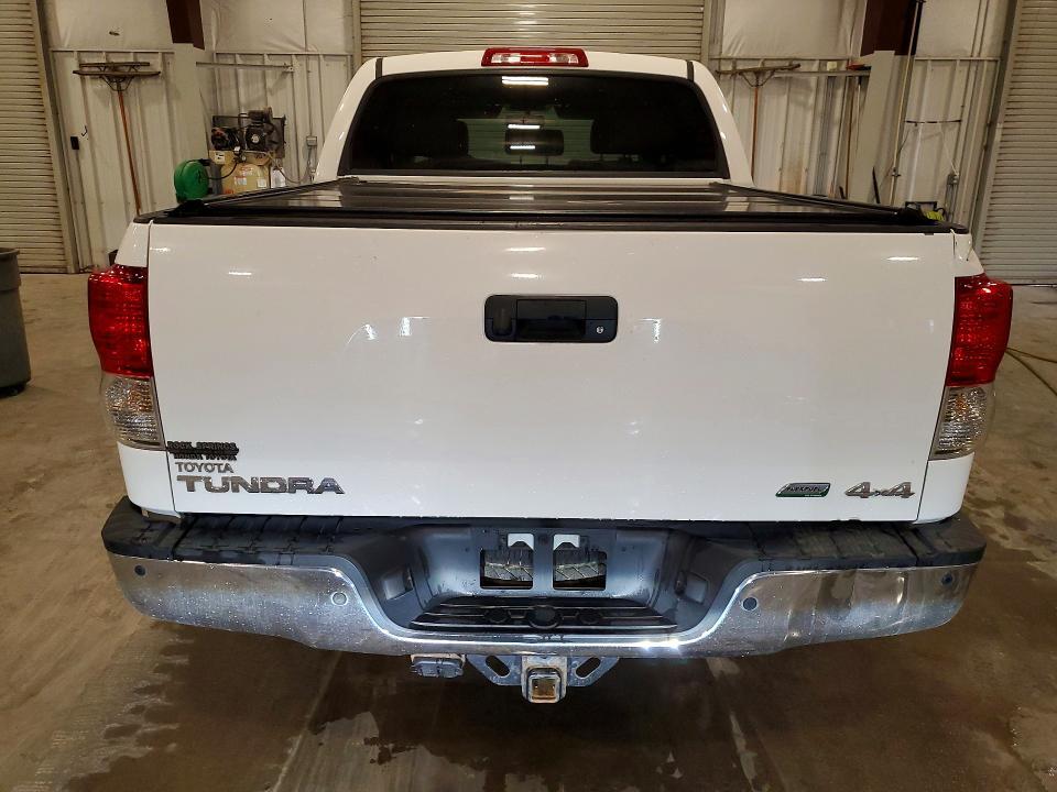 2013 TOYOTA TUNDRA LIMITED — Фото 6 из 12