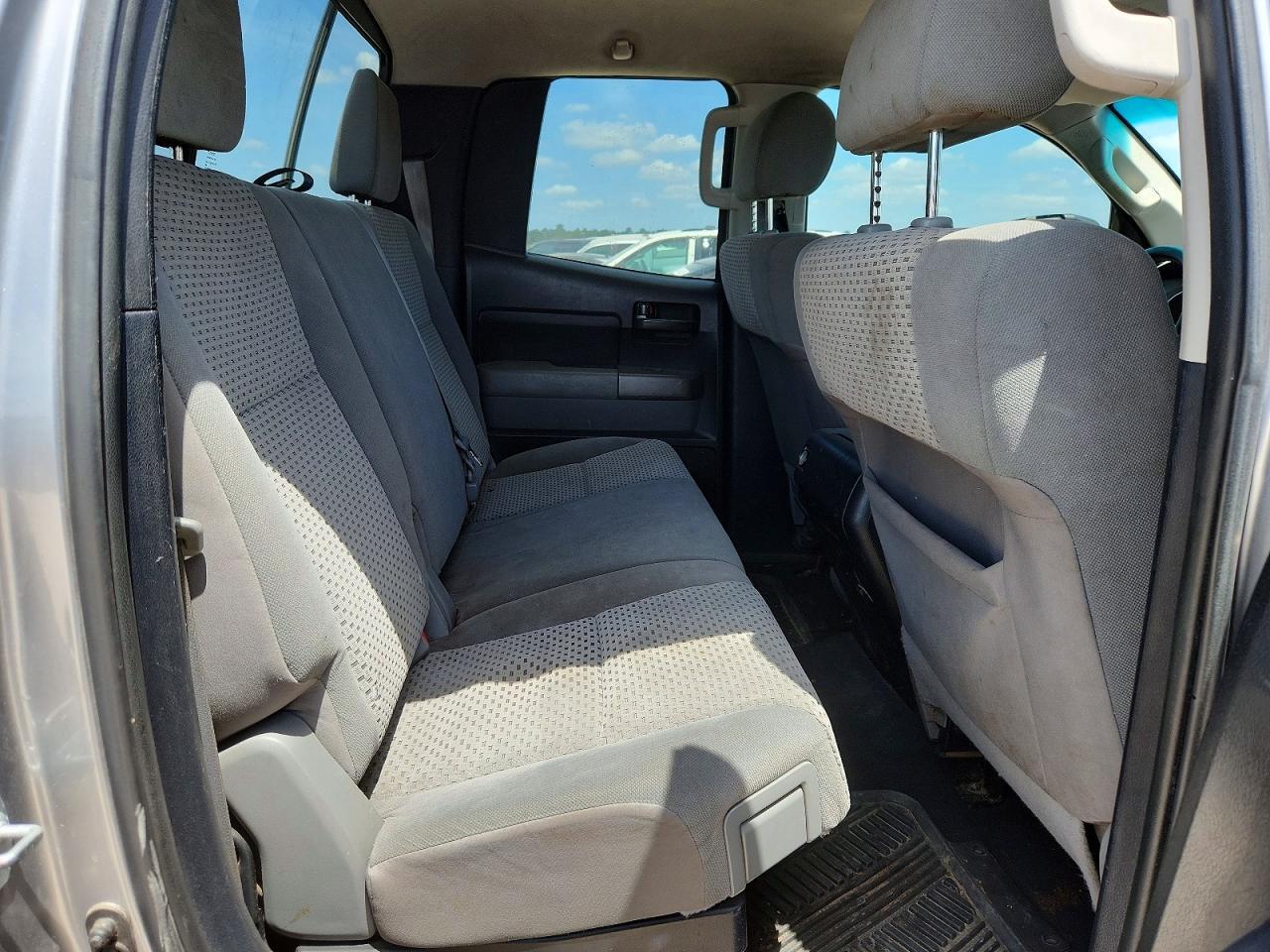 2013 TOYOTA TUNDRA DOUBLE CAB SR5 — Фото 10 из 12