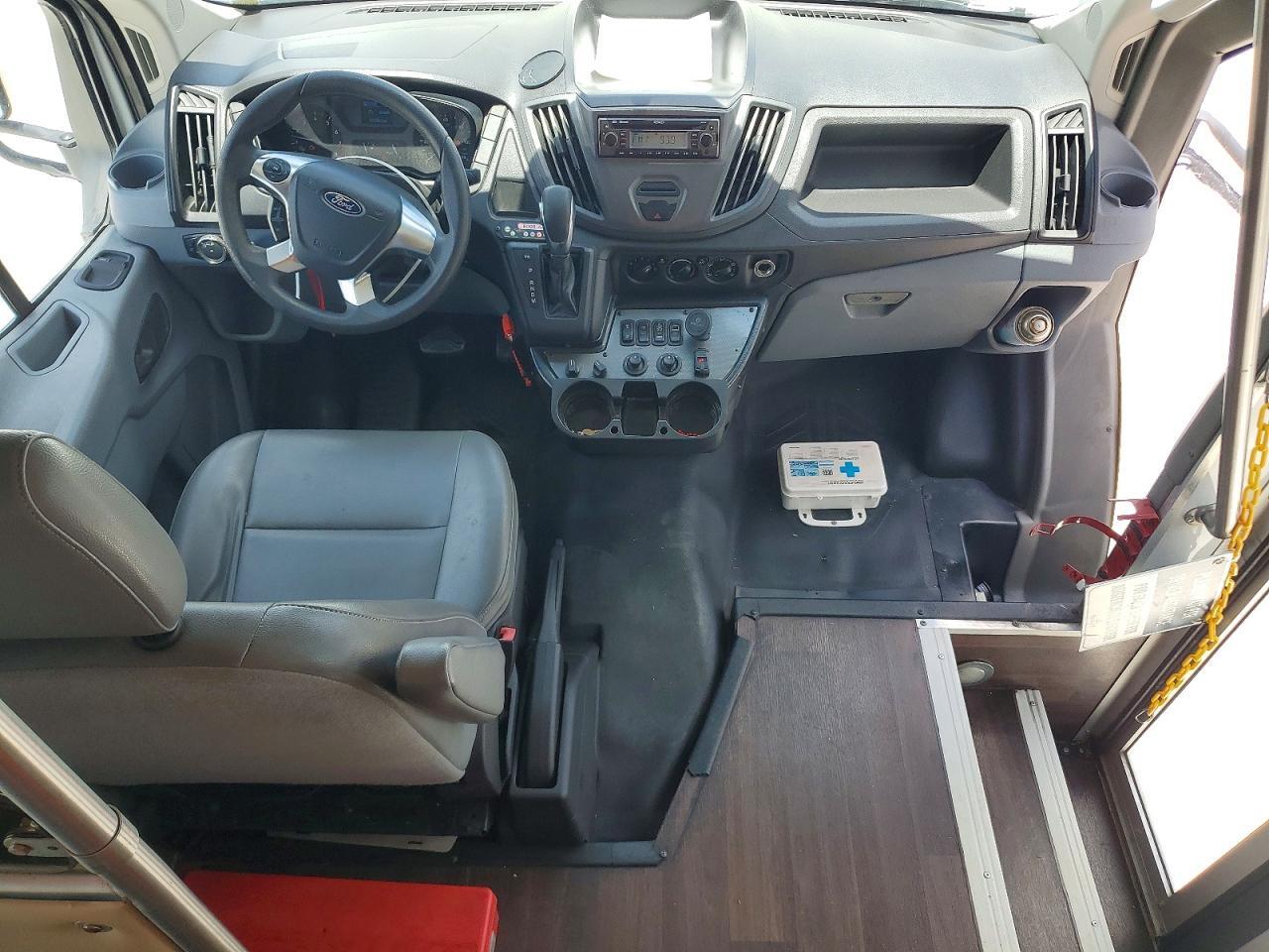 2019 FORD TRANSIT T-350 HD — Фото 8 из 13