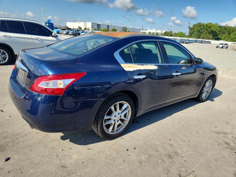 1N4AA5APXAC821980 2010 NISSAN MAXIMA photo no. 3