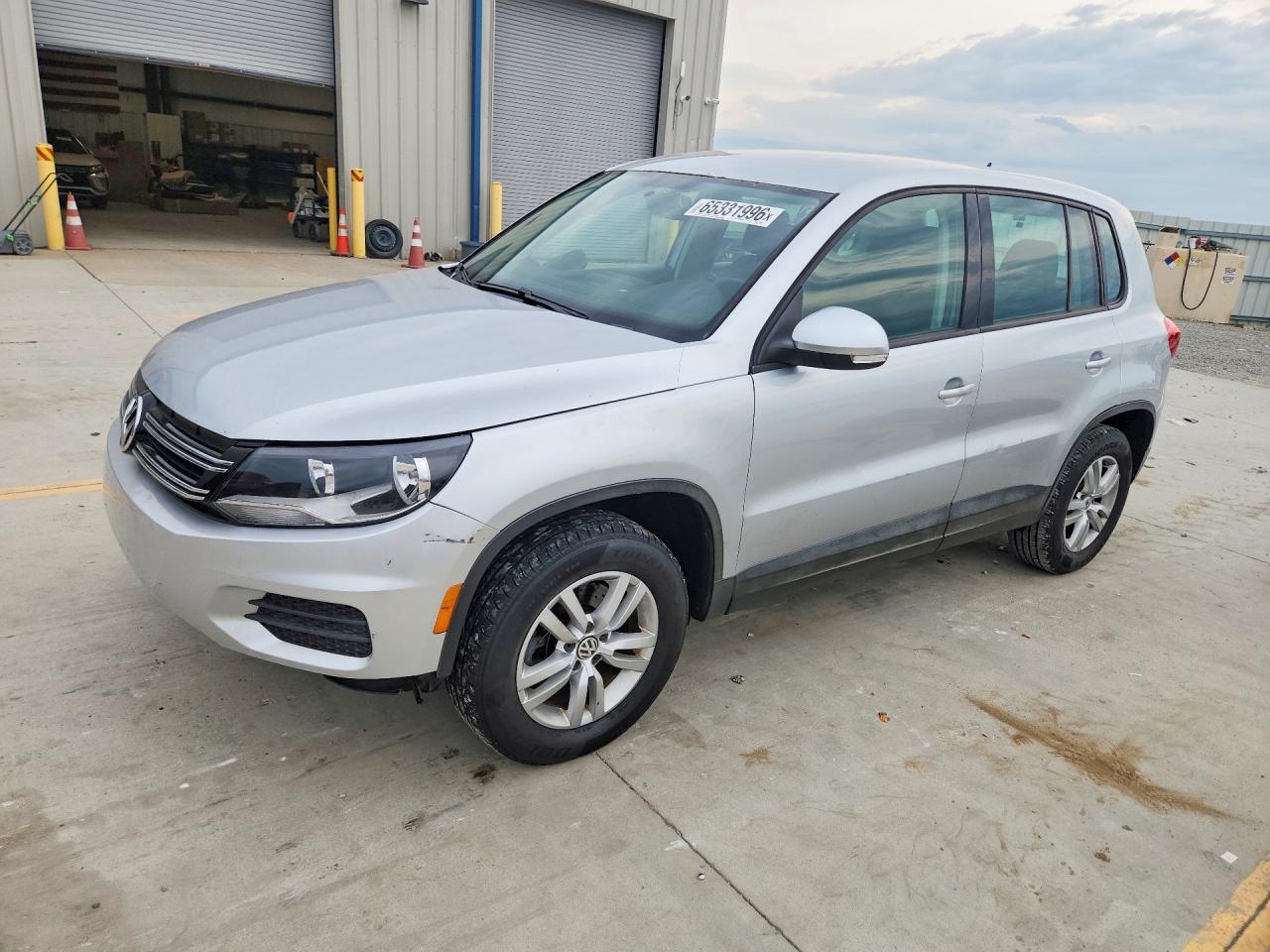 WVGBV7AX1DW520625 2013 VOLKSWAGEN TIGUAN photo no. 1