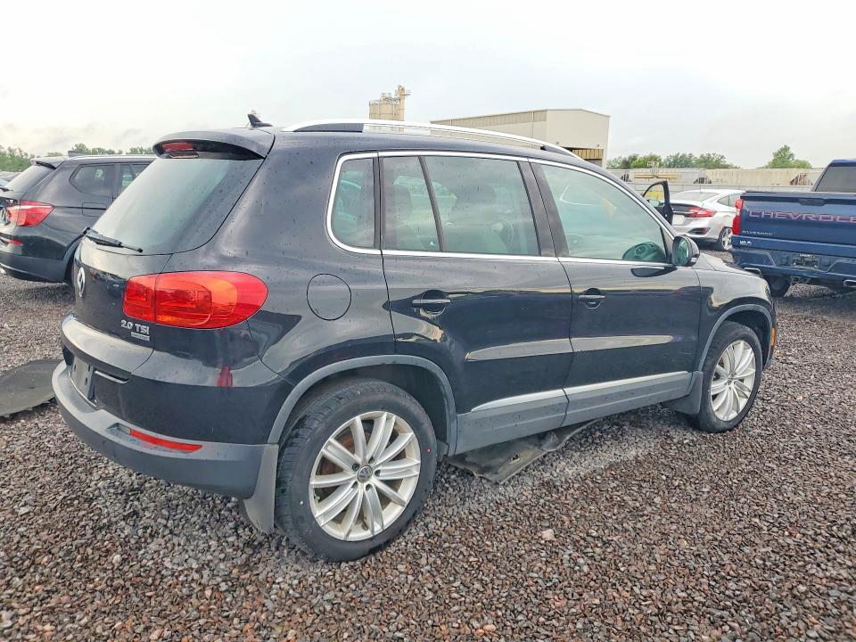 2013 VOLKSWAGEN TIGUAN S — Фото 3 из 13