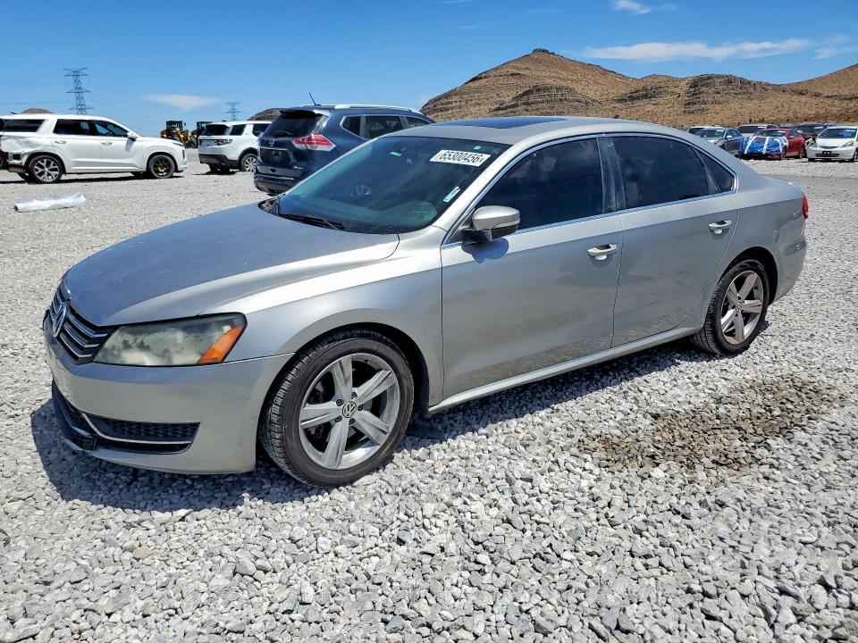 2013 VOLKSWAGEN PASSAT 1VWBP7A30DC118279