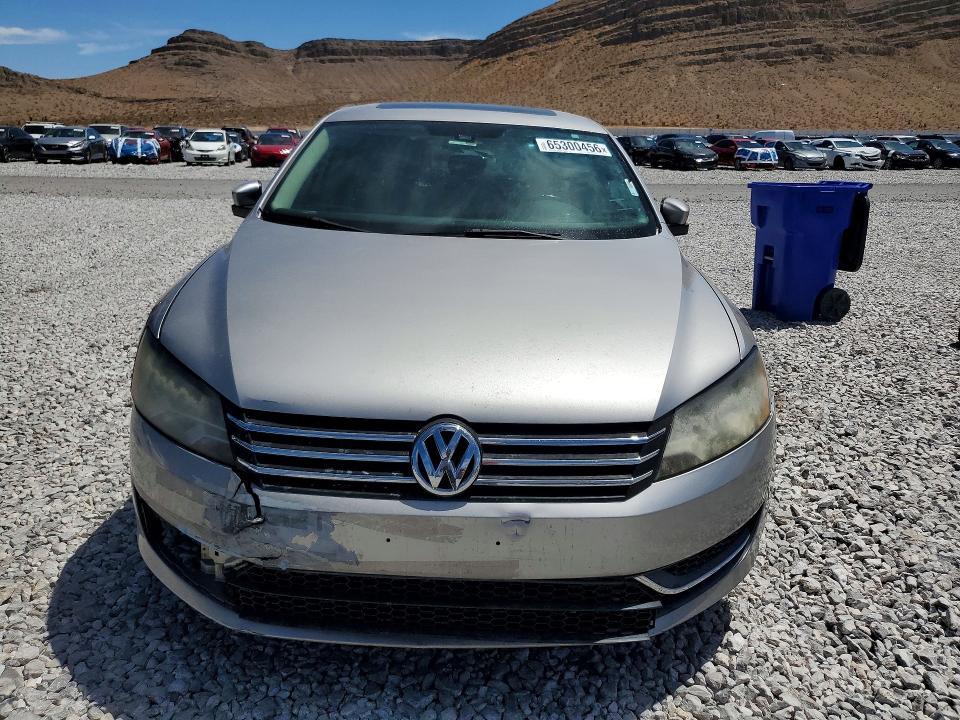 2013 VOLKSWAGEN PASSAT SE — Фото 5 из 12