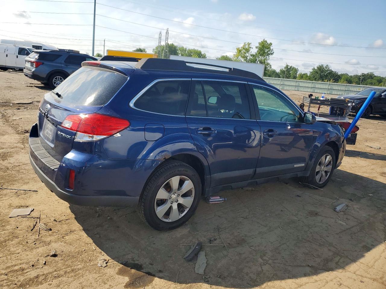 2010 SUBARU OUTBACK 2.5I PREMIUM — Фото 3 из 13