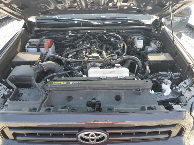 2025 TOYOTA 4RUNNER SR5 — Фото 12 из 13