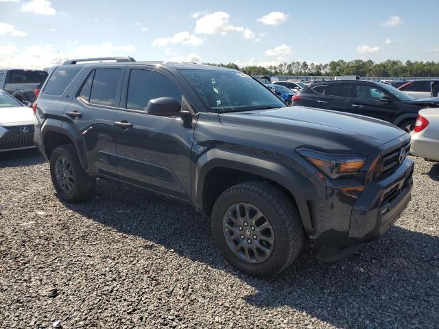2025 TOYOTA 4RUNNER SR5 — Фото 4 из 13