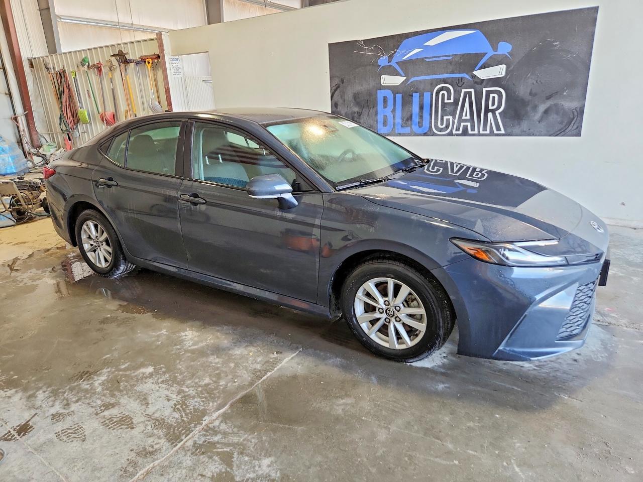 2025 TOYOTA CAMRY LE — Фото 4 из 12