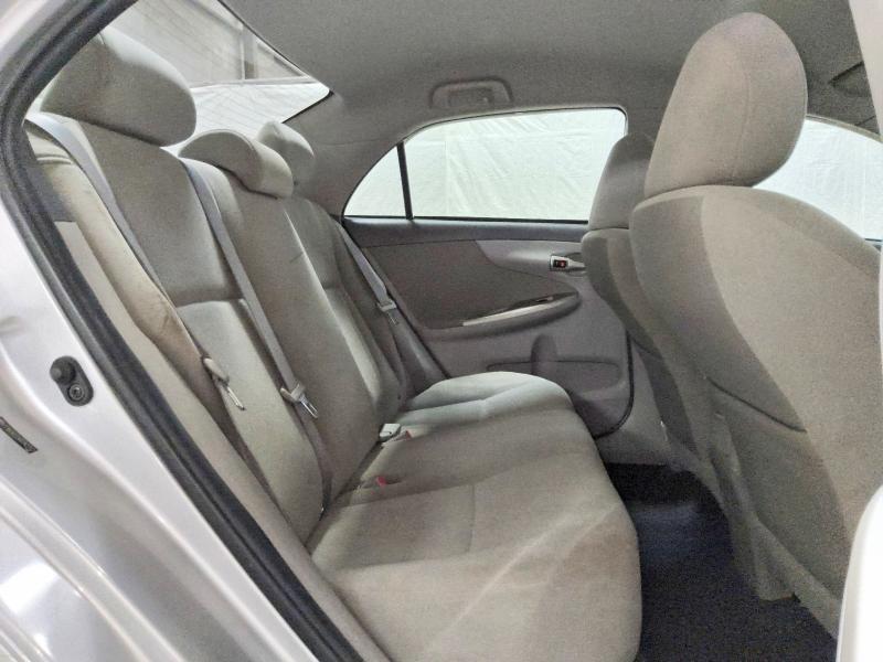 2010 TOYOTA COROLLA LE — Фото 10 из 12