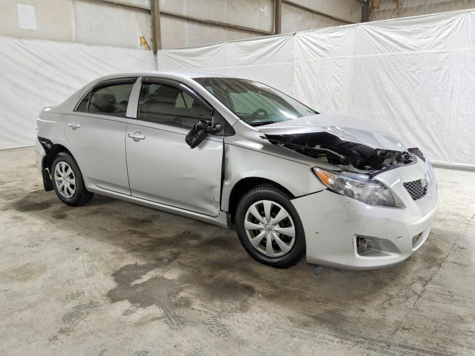 2010 TOYOTA COROLLA LE — Фото 4 из 12