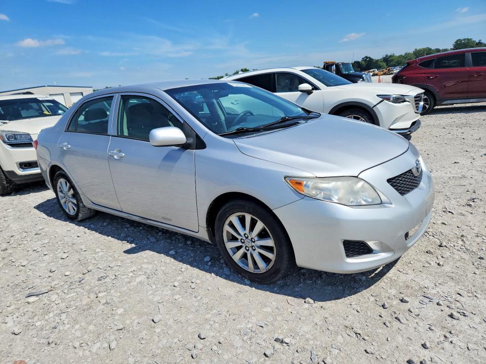 2010 TOYOTA COROLLA LE — Фото 4 из 12