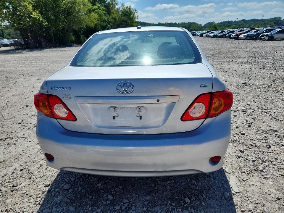 2010 TOYOTA COROLLA LE — Фото 6 из 12