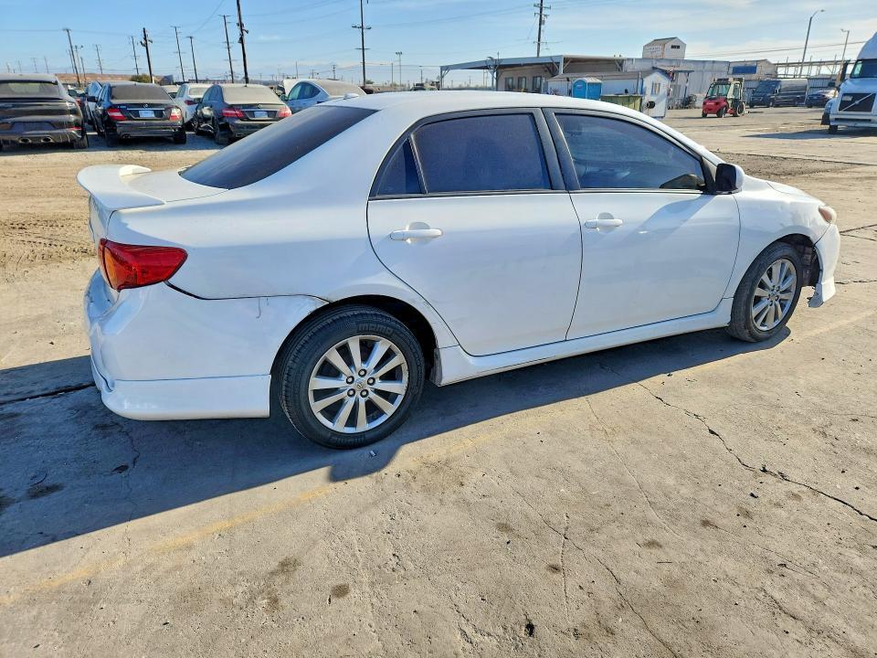2010 TOYOTA COROLLA S — Фото 3 из 12