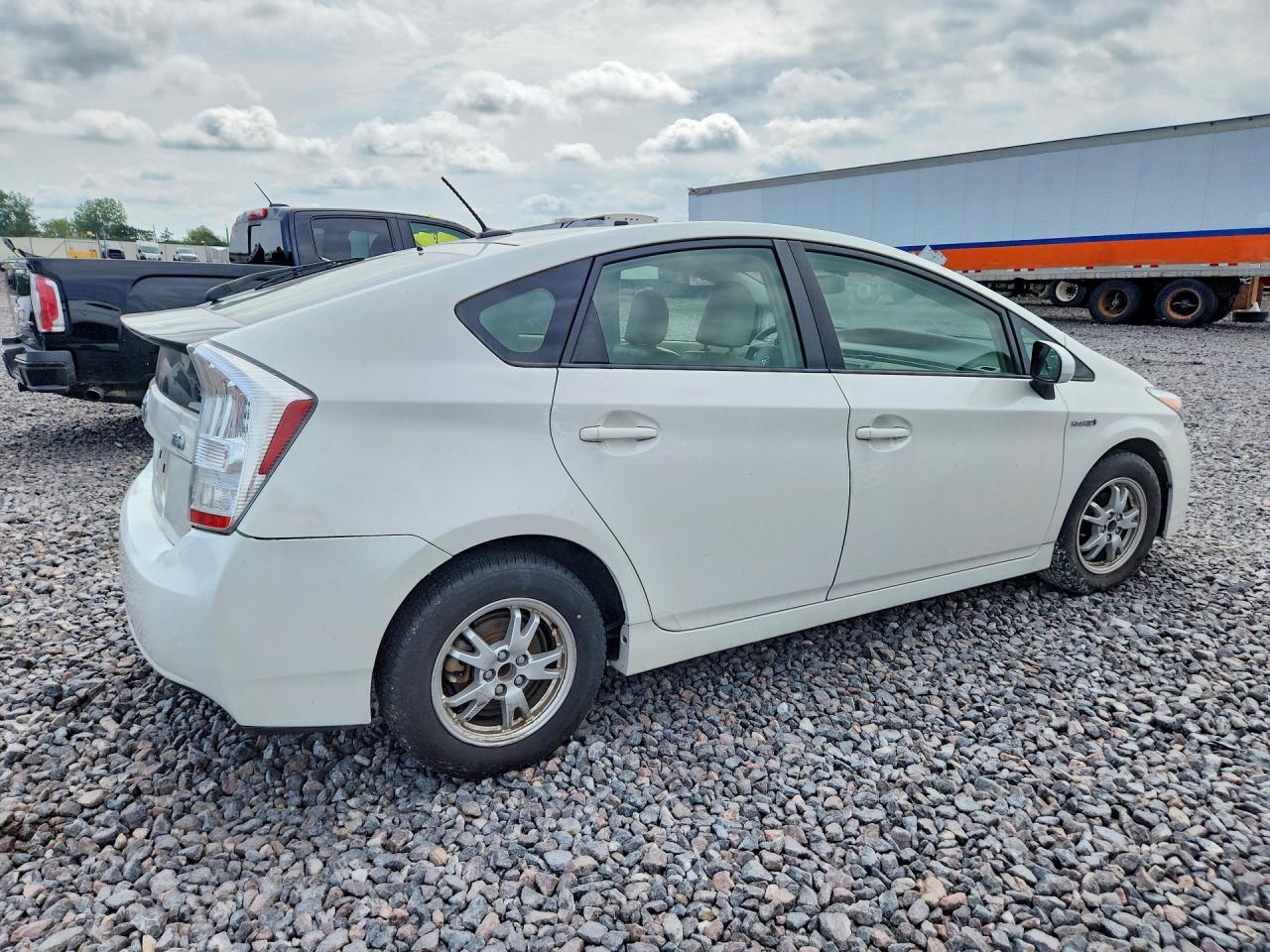2010 TOYOTA PRIUS IV — Фото 3 из 12