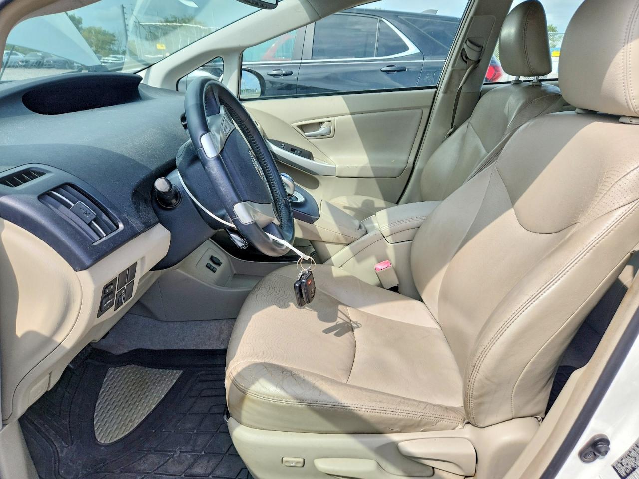 2010 TOYOTA PRIUS IV — Фото 7 из 12