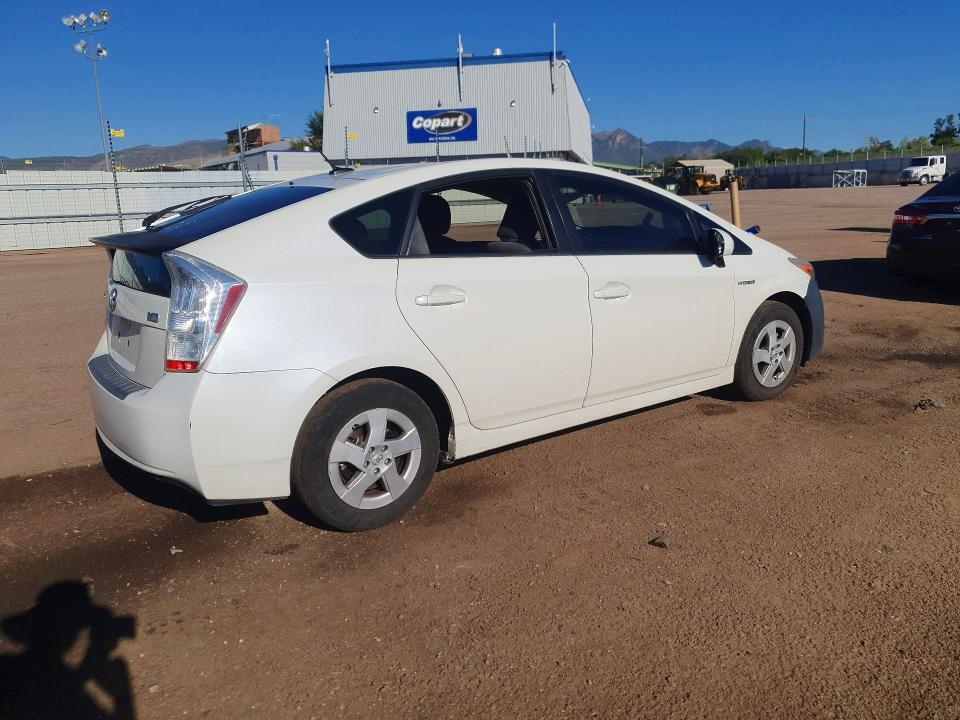 2010 TOYOTA PRIUS II — Фото 3 из 12