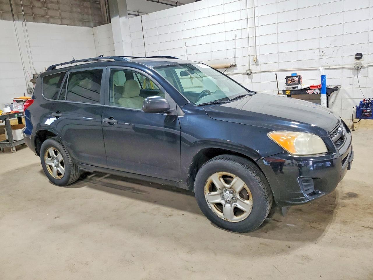 2010 TOYOTA RAV4 BASE — Фото 4 из 13