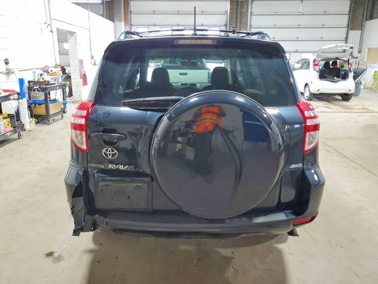 2010 TOYOTA RAV4 BASE — Фото 6 из 13