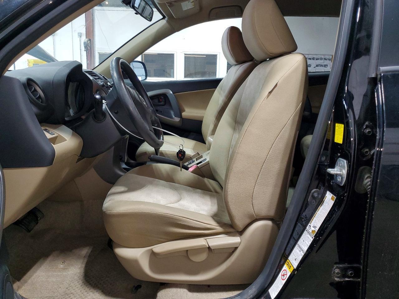 2010 TOYOTA RAV4 BASE — Фото 7 из 13
