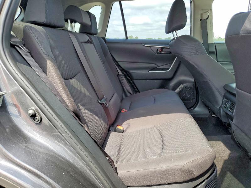 2025 TOYOTA RAV4 LE — Фото 11 из 13