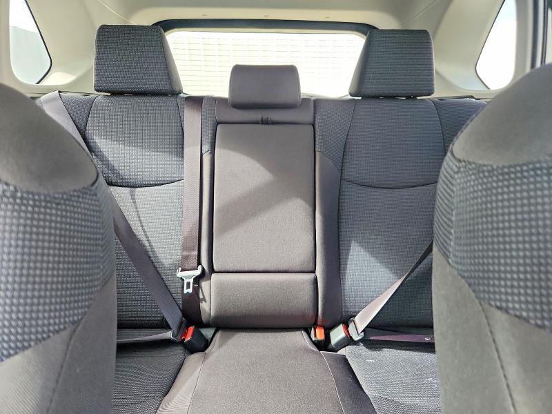 2025 TOYOTA RAV4 LE — Фото 10 из 13