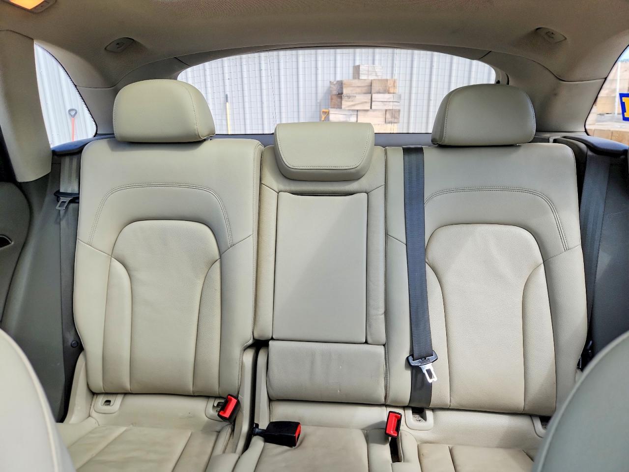 2011 AUDI Q5 PREMIUM PLUS — Фото 10 из 13