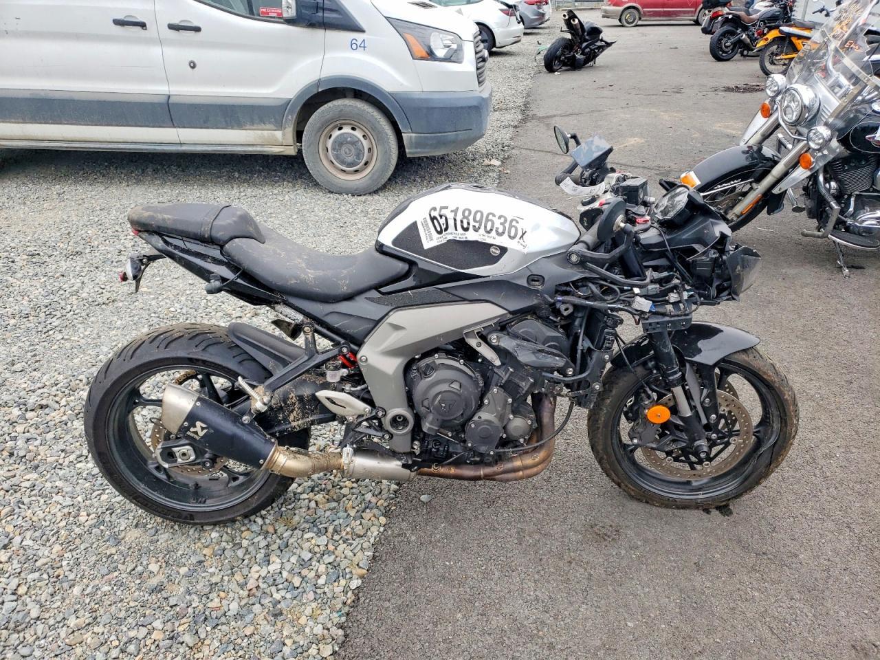2025 TRIUMPH MOTORCYCLE DAYTONA SMTL23UF4STBZ2665