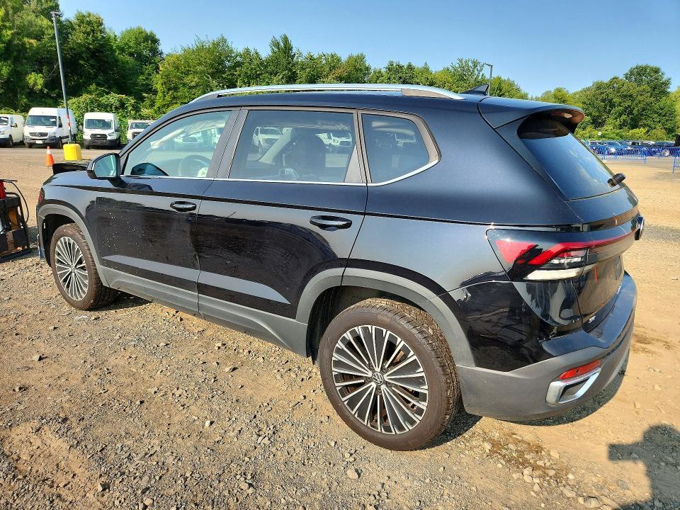 2025 VOLKSWAGEN TAOS SE — Фото 2 из 14